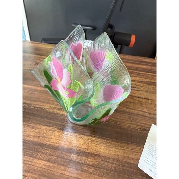 Pink Rose Tulips Handkerchief Vase Winterthur Museum Green 7" - Picture 6 of 8